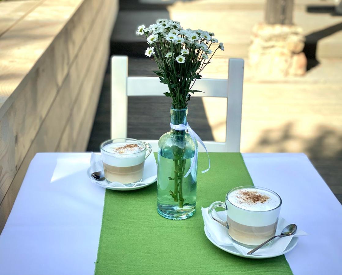 Zielone Wzgorze Bed & Breakfast Sulistrowiczki Exterior foto